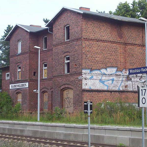 Wustrau-Radensleben station