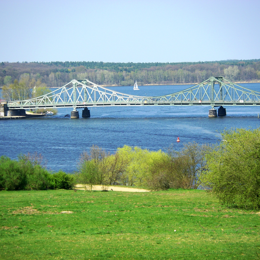 Glienicker Brücke