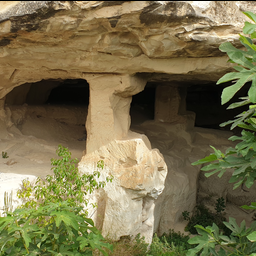 Stone_Vessels_cave.jpg