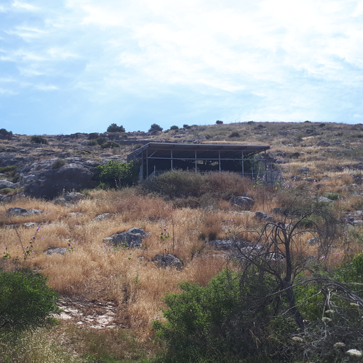 Tinshemet cave