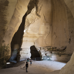 1בית_גוברין_-_מערות_הפעמון_Bayt_Jibrin_the_Bell_caves.jpg