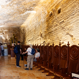 111719_cave_of_elijah_the_prophet_PikiWiki_Israel.jpg