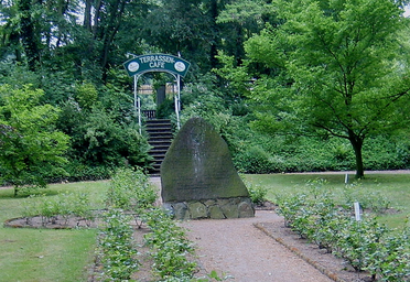 Schlosspark_Saathain_9a.jpg