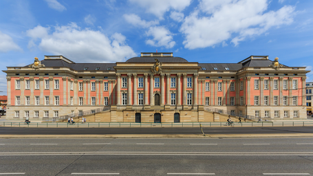 Potsdam_Stadtschloss_07-2017.jpg