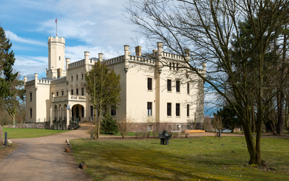 Schloss_Reichenow_(2018).jpg