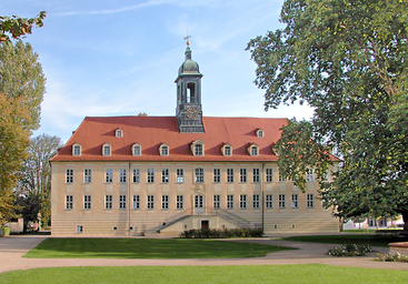 20061018070DR_Elsterwerda_Elsterschloß_Gymnasium.jpg