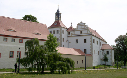 Schloss_Finsterwalde_200905_800px.jpg