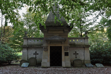 Siemensgruft-Ahlsdorf.jpg
