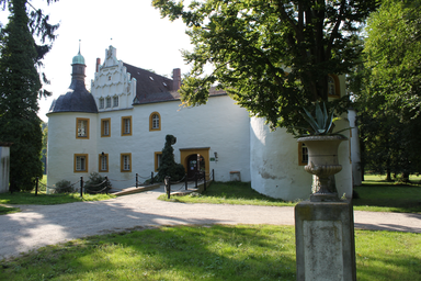 Sallgast_Schloss.JPG