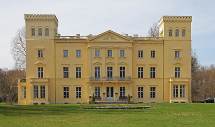 Steinhoefel_Schloss_und_Landschaftspark_01.jpg