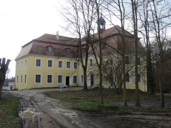 Schloss_Neuhausen_2.jpg
