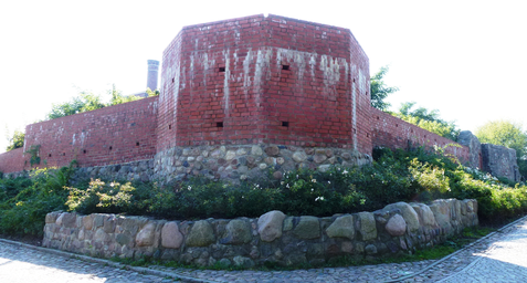 Angermünde_Prenzlauer_Straße_Burgruine_2.jpg