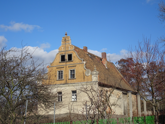 OrtrandLehnsmühlenschloßGiebel.jpg