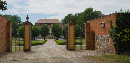 Lobendorf_Gutshaus_An_den_Eichen_7_02.jpg