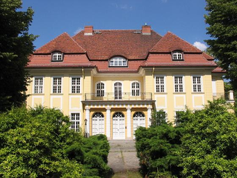 Schloss1_Schönhagen.jpg