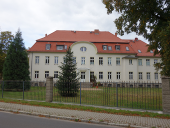 Herrenhaus_Grüntal__Barnim__2020_SW.jpg