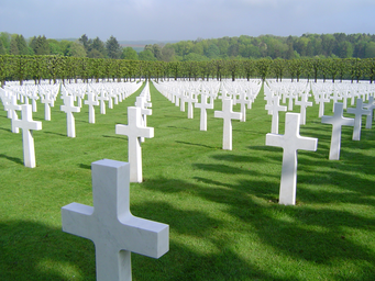 Romagne-sous-Montfaucon_-_crosses.jpg
