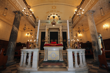 Inside_Flemish_Synagogue_Gibraltar.jpg