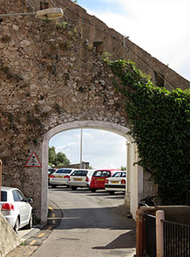 Flat Bastion Road