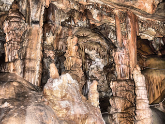 Lower_St._Michael_Cave,_Gibraltar.jpg