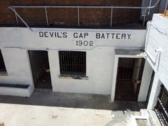 Devil's_Gap_Battery,_building.jpg