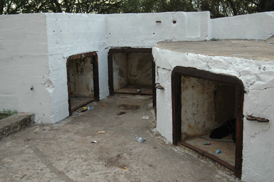 Tovey_Battery,_Gibraltar_2.JPG