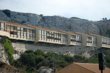2nd_Europa_Pass_Battery,_Gibraltar.jpg