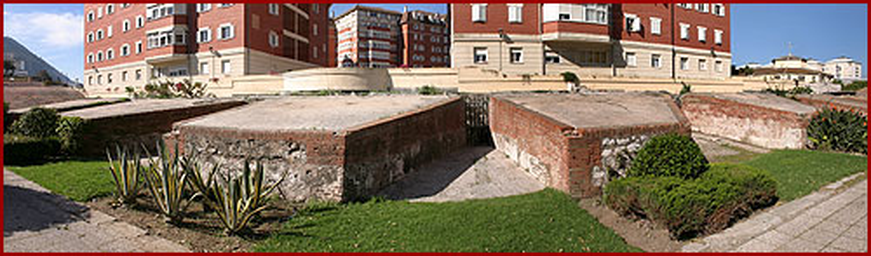 Devil's_Tongue_Battery_brick_embrasures.jpg
